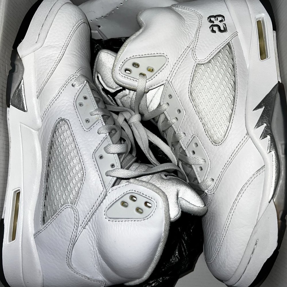 Air Jordan 5 Retro Metallic White (2015)
